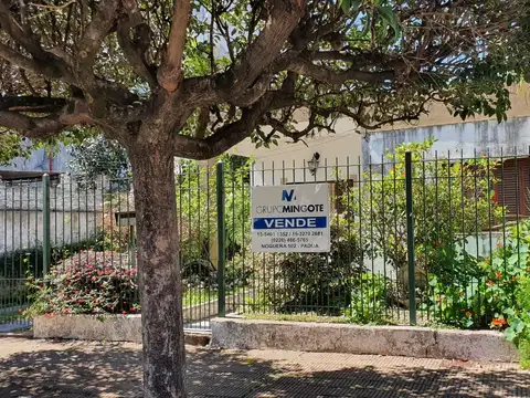 SE VENDE CASA DOS DORMITORIOS EN PADUA SUR