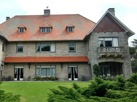 Casa en Venta de 8 dormitorios