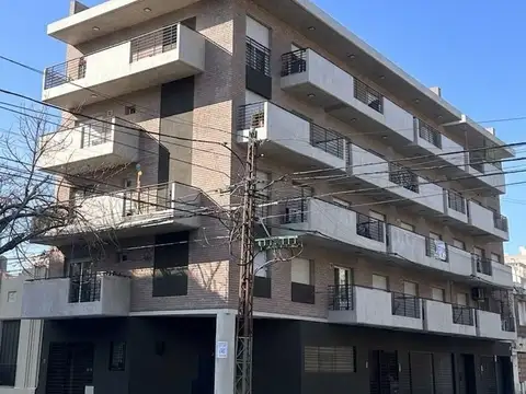 Departamento en Venta en Luis Agote, Rosario