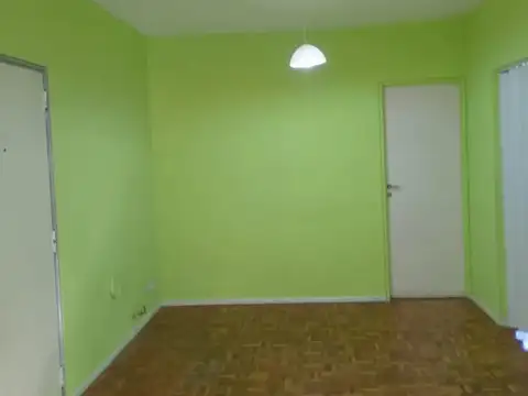 Departamento en Venta en Flores, USD 64.900