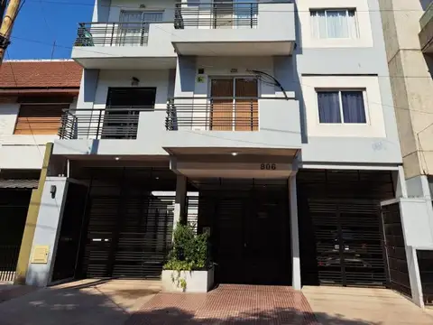 MORENO 800 - ESCOBAR - MONOAMBIENTE C/ BALCÓN,MUY LUMINOSO !