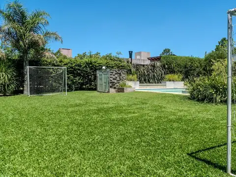 Casa en Venta en Aires del Llano Country Club, USD 295.000
