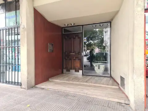 ALQUILER, DEPARTAMENTO 2 AMBIENTES, BALCÓN AL FREN