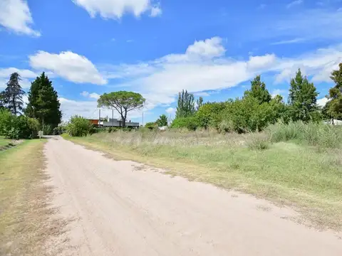 Terreno en Venta en Joaquin Gorina, USD 64.000