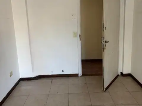 Departamento en Venta en Ramos Mejia Sur, USD 98.000