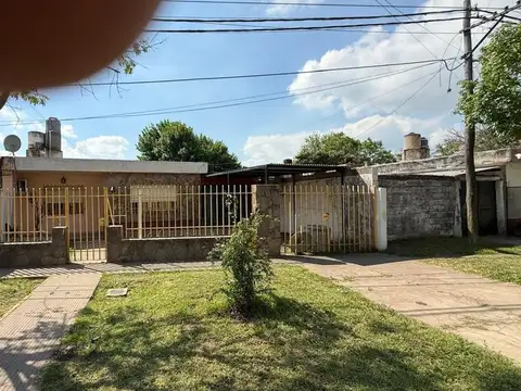 CASA EN VENTA 2 DORMITORIOS G. BAIGORRIA
