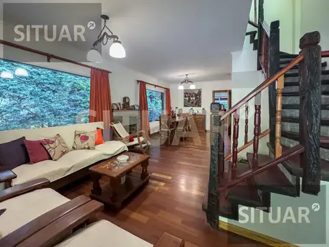 Casa en Alquiler de 3 dormitorios