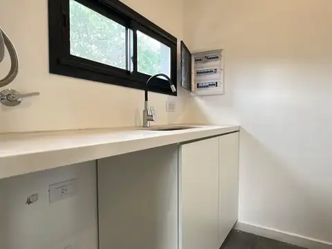 Casa en Venta en Pilar del Este - San Ramon, USD 160.000