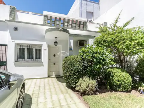 Casa en Venta 4 ambientes con jardín en Floresta