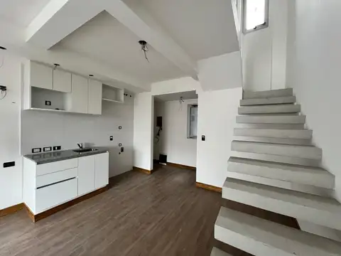 Nuestra Señora Del Buen Viaje 300