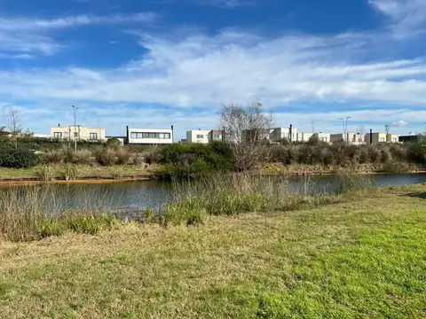 Terreno en Venta en Puertos - Barrio Marinas, USD 148.000