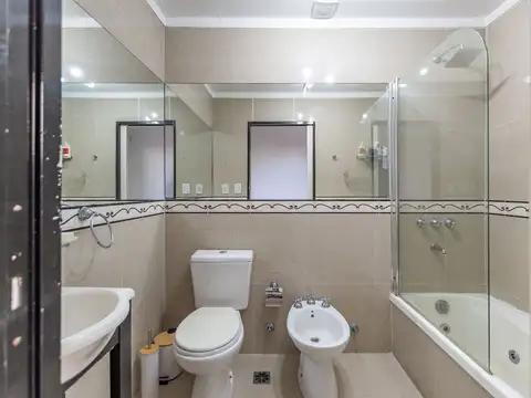 VENTA-PH CON PATIO PARILLA Y TERRAZA-APTO CREDITO