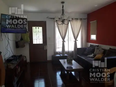 Casa 5 ambientes con 3 baños