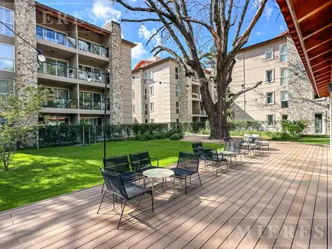 Departamento 3 ambientes con jardín  en venta en Green Style