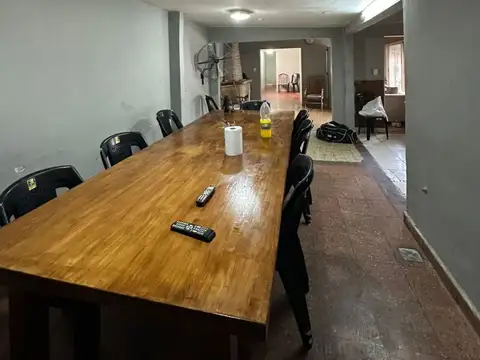 Casa 7 ambientes con 3 baños