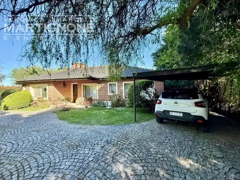 Casa 4 ambientes con 3 baños