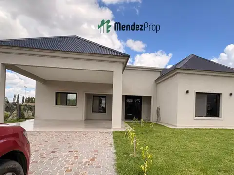 CASA EN VENTA EN EL REBENQUE