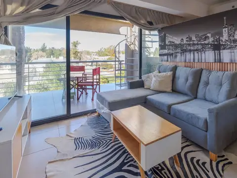 Excelente Mono amb. c/ Balcón Terraza Propia Pilar