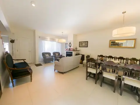 Casa en Venta en Castelar Norte, USD 430.000