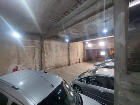 Galpon en Venta 23  mts Fondo