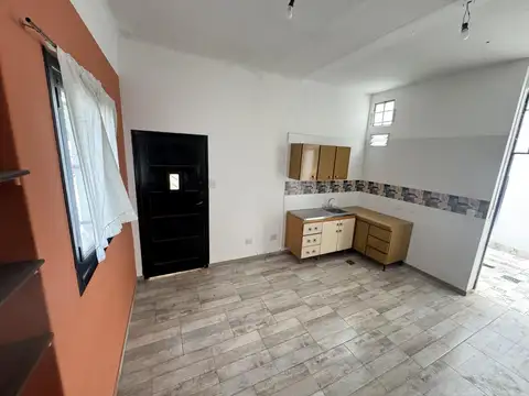 Depto Tipo Casa 3 ambientes con 1 baño