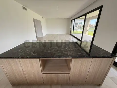 Venta Casa 5 AMBIENTES Puertos Acacias Escobar a Estrenar! 600m2