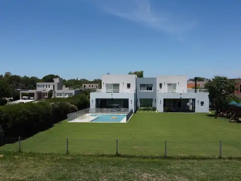 Casa en Alquiler al Norte