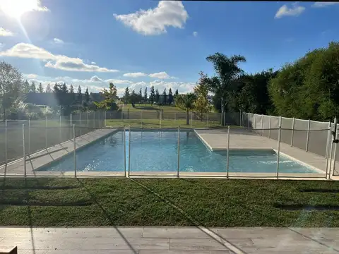 Casa en Alquiler de 5 dormitorios