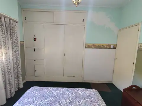 Oportunidad Casa + Depto en Barrio Pueyrredon