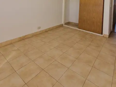 Departamento en Alquiler en Abasto, $ 500.000