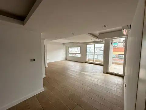 Departamento en Alquiler de 5 ambientes