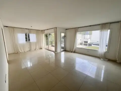 Departamento en Alquiler de 4 ambientes