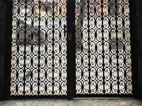 VENTA O PERMUTA - Departamento en Diagonal Norte - Roque Sáenz Peña 875 CABA
