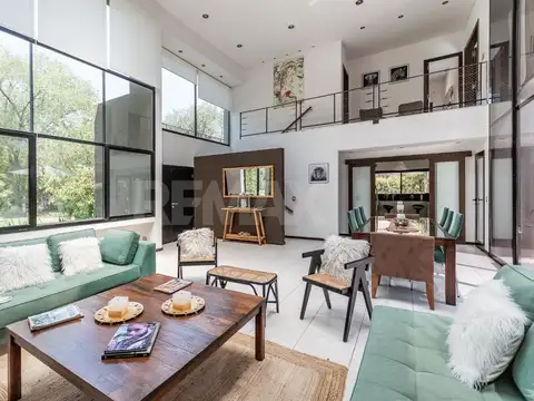 CASA 5 AMB EN VENTA EN COUNTRY CLUB LOS CARDALES