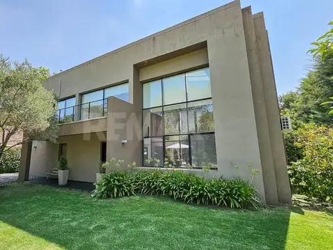 Casa en Venta en Country Club Los Cardales, USD 380.000