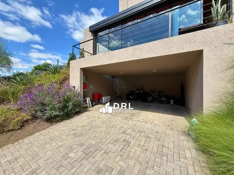 Casa en Venta en La Rufina, USD 530.000