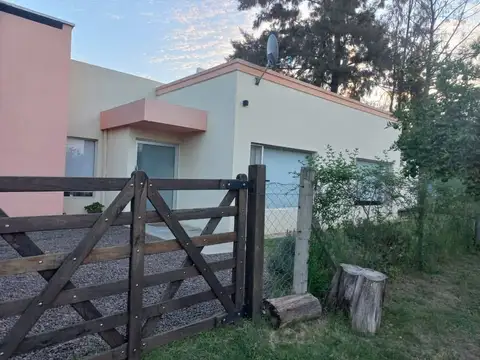 Vendo. Casa en Chacras al Río. Estancia Grande.