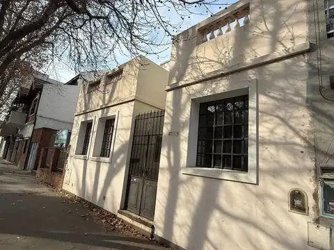 CASA 4 AMBIENTES EN VILLA URQUIZA