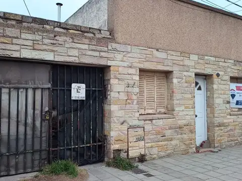 CASA + DEPARTAMENTOS A RECICLAR