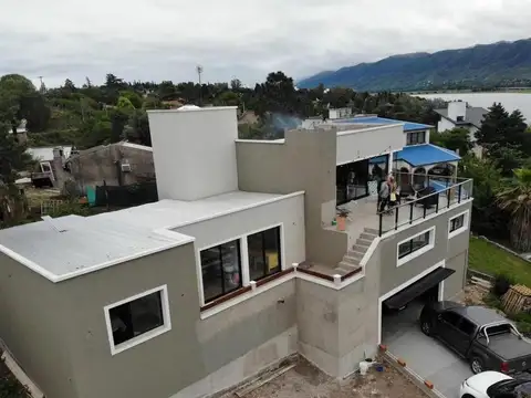 Casa en Venta en Villa Parque Siquiman, USD 300.000