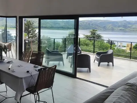 Casa en Venta en Villa Parque Siquiman, Punilla
