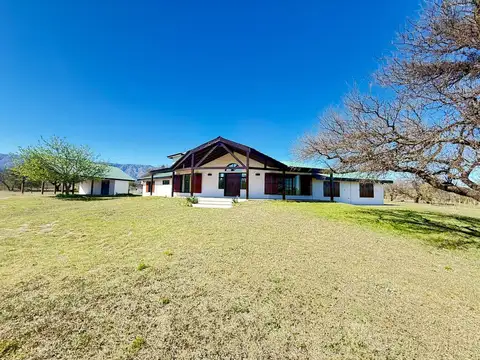 HERMOSA CASA EN NONO CON 2 ó 4 HECTAREAS