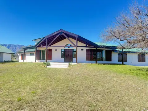Casa en Venta en Nono, San Alberto