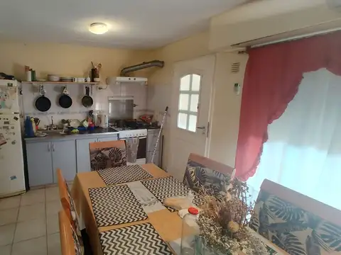 VENTA DEPTO DUPLEX 4 AMB PATIO COCHERA QUILMES