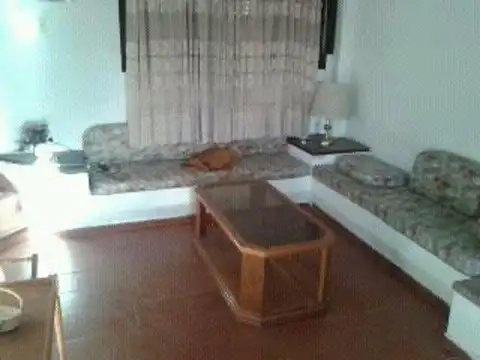 Depto Tipo Casa en Venta con 2 cocheras