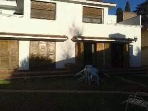 Depto Tipo Casa en Venta en Santa Rita, USD 450.000