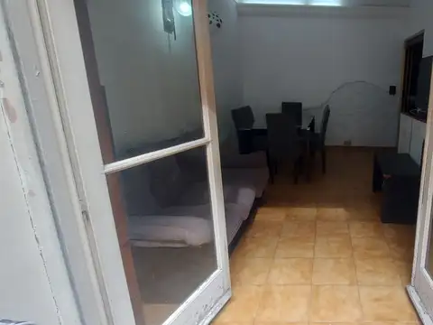 Depto Tipo Casa en Venta 69 años