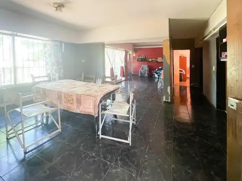 Local en Venta 40 años