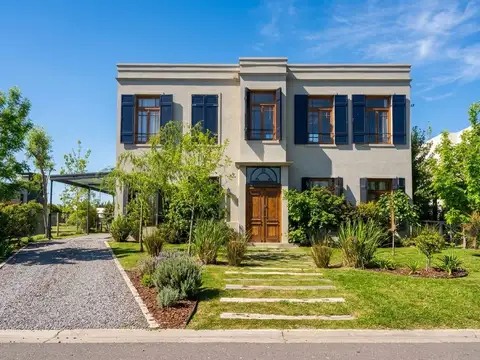 Venta casa 4 ambientes, Barrio El Naudir, vista al rio