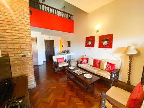 VENTA Casa 3 dormitorios - Barrio San Salvador